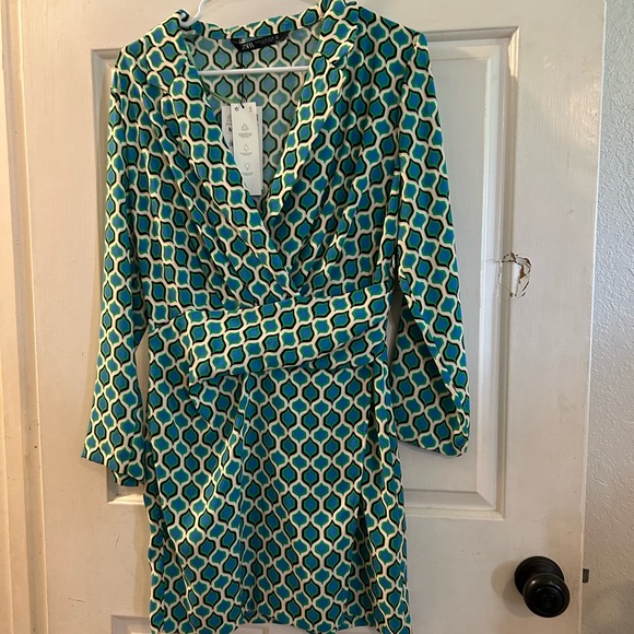 Zara Dresses & Skirts - Zara Teal, Turquoise and White Geometric Long-Sleeve Wrap Dress